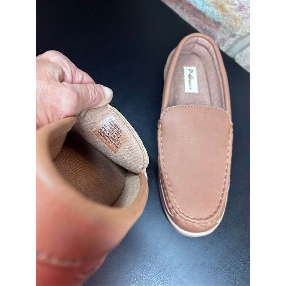 My Pillow Slippers Men’s 10 Leather Moccasins Memory Foam Chestnut Brown - Picture 2 of 10